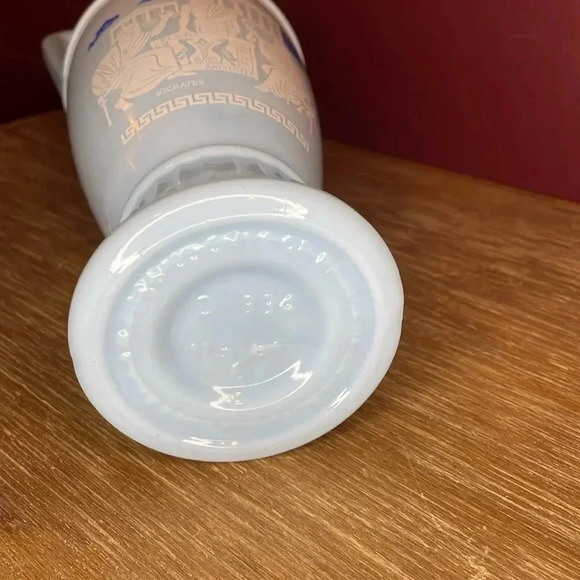 Vintage Jim Beam Decanter Blue Milk Glass - Picture 6 of 8